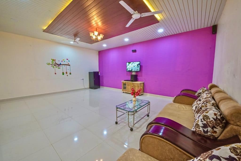 Royal Swastik — photo 6